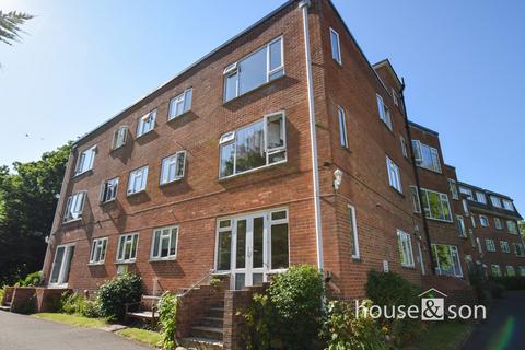 2 bedroom ground floor flat for sale