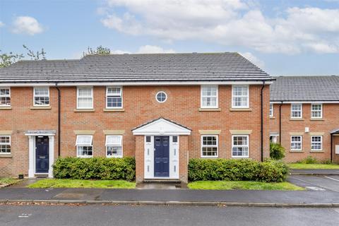 Canons Court, Bishopthorpe, York 2 bed apartment for sale