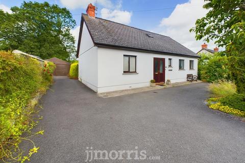 4 bedroom detached bungalow for sale