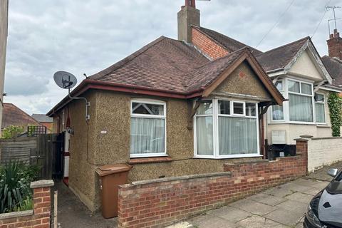 2 bedroom semi-detached bungalow for sale