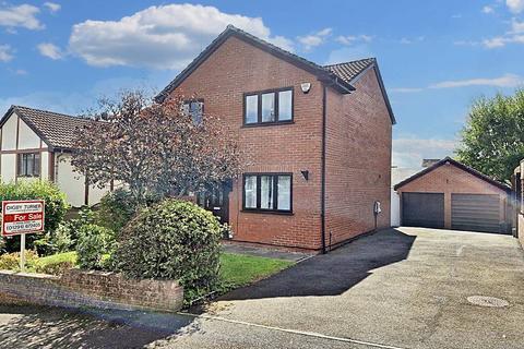 Castle Oak, Usk NP15 4 bed detached house for sale