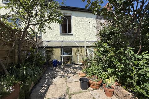 West Street, Watchet TA23 2 bed terraced house for sale