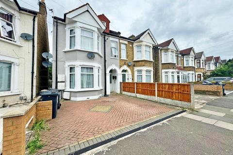 Wellesley Road, Ilford, Essex, IG14JX 5 bed semi