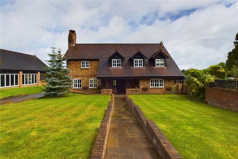 7 bedroom detached house for sale