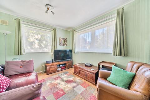 Victoria Drive, Southfields, London... 2 bed flat for sale
