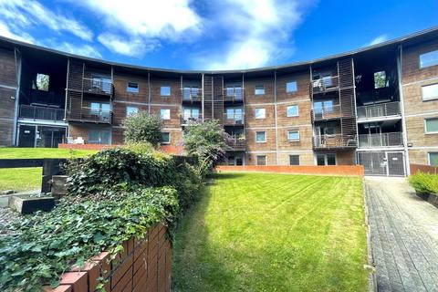 North Crescent, Leeds 2 bed apartment for sale