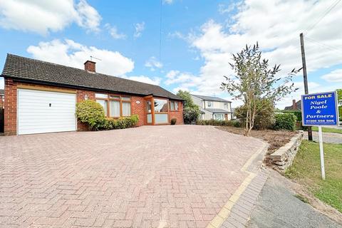 2 bedroom detached bungalow for sale