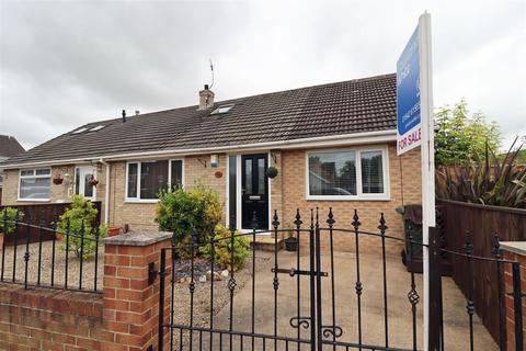 Fairville Road, Fairfield... 2 bed semi