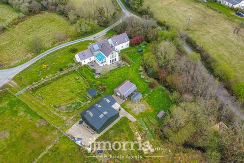 Eglwyswrw, Crymych 6 bed property with land for sale