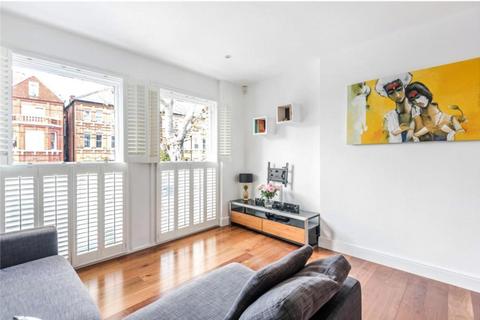 Minster Road, London 2 bed flat for sale