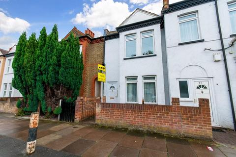 Liberty Avenue, London SW19 2 bed terraced house for sale