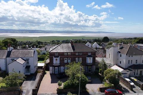 Mount Avenue, Heswall, Wirral 2 bed apartment for sale