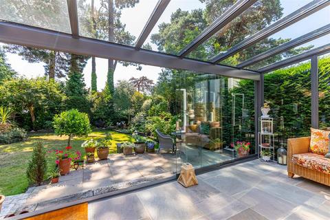 Durlston Road, Poole BH14 2 bed apartment for sale