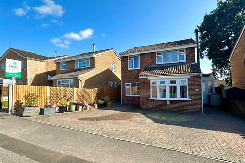 Bracken Close, Lydney GL15 5 bed detached house for sale