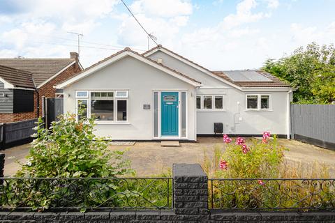 4 bedroom detached bungalow for sale