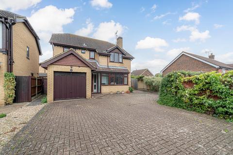 Monks Close, Canterbury, Kent, CT2 4 bed detached house for sale