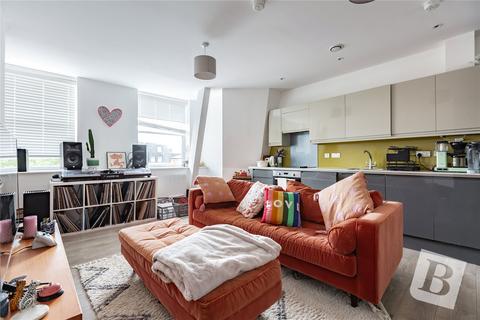 Gemini House, 90 New London Road... 2 bed apartment for sale