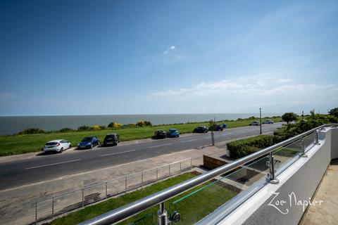 Frinton on Sea 2 bed apartment for sale