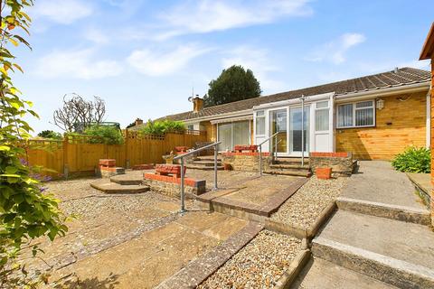 Berkeley Close, Stroud... 3 bed bungalow for sale