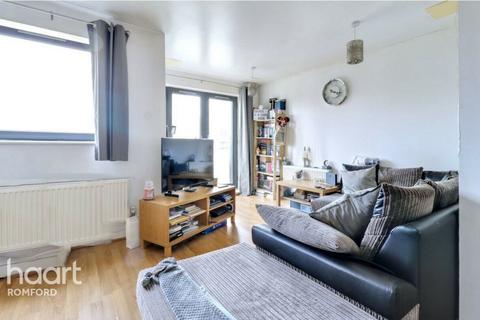 Fern Court, Romford, RM7 7LP Studio for sale
