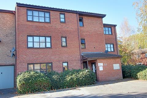 Waterside, Uxbridge UB8 Studio for sale
