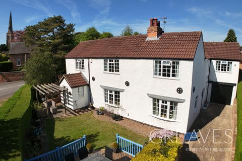 Main Road, Gedling, Nottingham 5 bed detached house for sale
