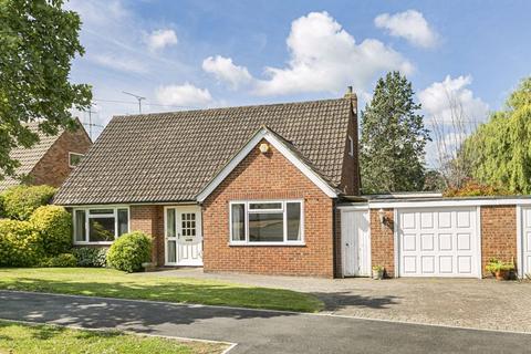 Harecroft, Fetcham 4 bed chalet for sale