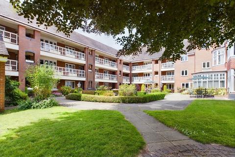 Four Oaks Road, Sutton Coldfield B74 2 bed apartment for sale