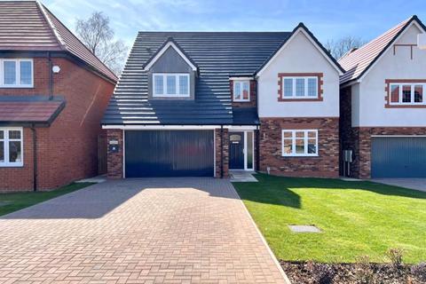 Western Road, Hagley DY9 4 bed detached house for sale