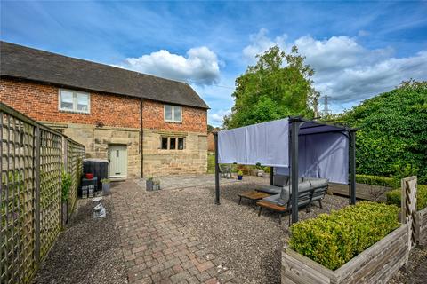 2 bedroom barn conversion for sale