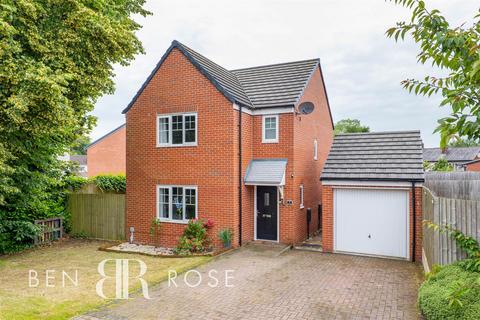 3 bedroom detached house for sale