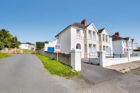 Pontycleifion, Cardigan 3 bed semi