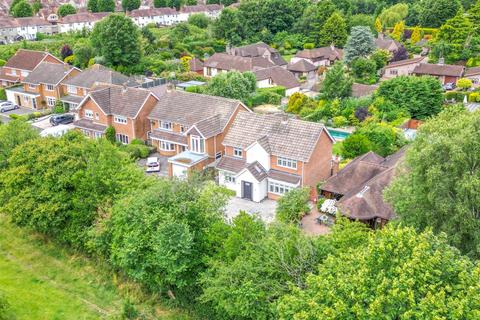 Mill Close, Nuneaton CV11 5 bed detached house for sale