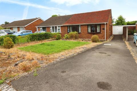 2 bedroom semi-detached bungalow for sale