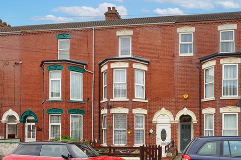 Bannister Street, Withernsea 4 bed terraced house for sale