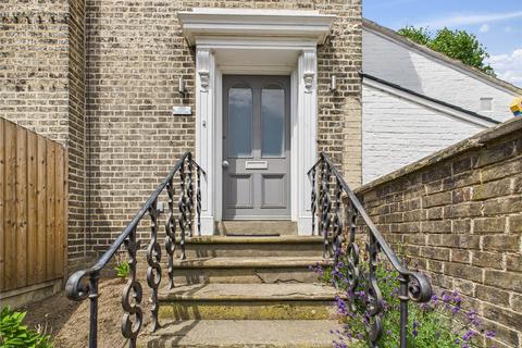 Woodbridge Road, Ipswich, Suffolk, IP4 4 bed detached house for sale