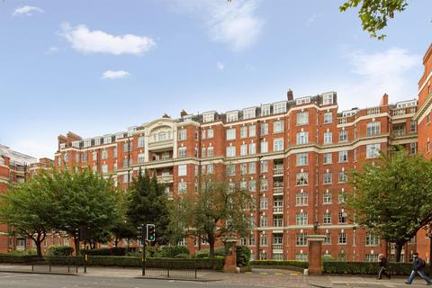 Clive Court, Maida Vale W9 3 bed flat for sale