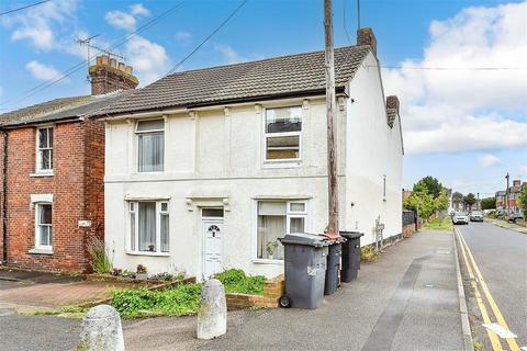 Seymour Place, Canterbury, Kent 2 bed semi