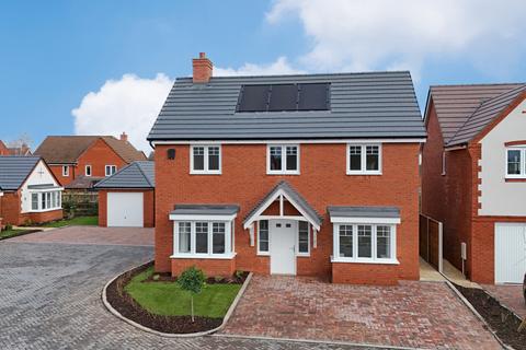 Offenham Road, Evesham, Worcestershire 3 bed detached house for sale
