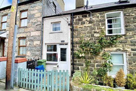 Stryd Y Plas, Nefyn, Pwllheli 1 bed terraced house for sale