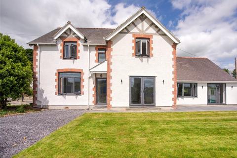 Pentraeth, Isle of Anglesey, LL75 4 bed detached house for sale