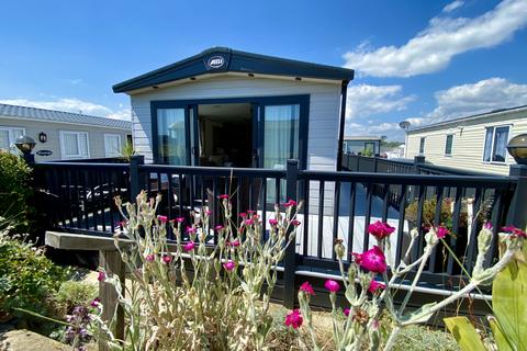 Suffolk Sands Caravan Park, IP11 2 bed mobile home for sale