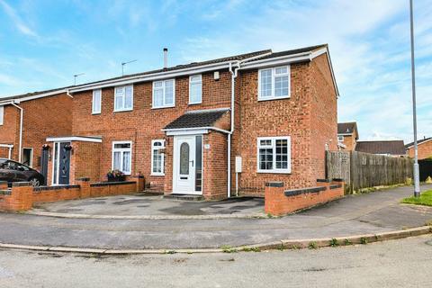 4 bedroom semi-detached house for sale