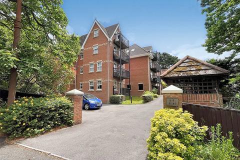 Alton Road, Poole, Dorset, BH14 2 bed penthouse for sale