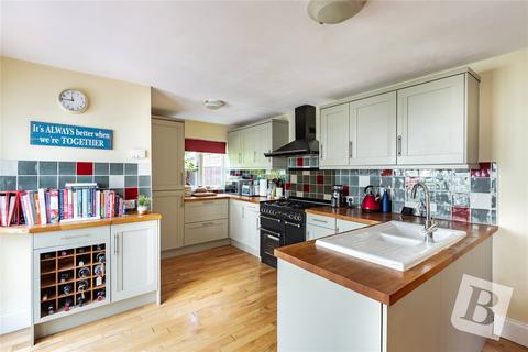 Kent Road, Gravesend, Kent, DA11 4 bed detached house for sale