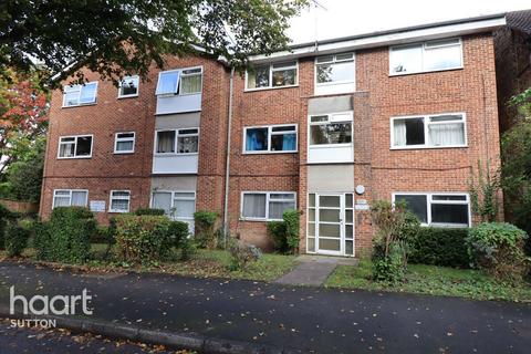 Egmont Road, Sutton 1 bed flat for sale