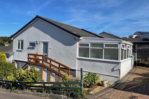2 bedroom semi-detached bungalow for sale