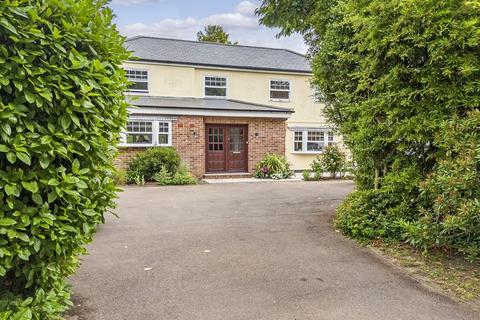 Billericay Road, Brentwood CM13 4 bed detached house for sale