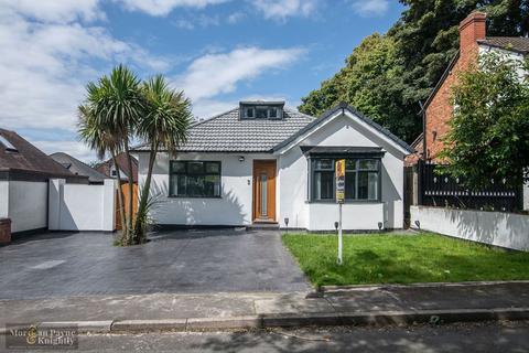 Wolverhampton WV3 3 bed bungalow for sale