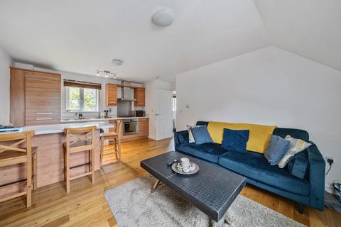 Gardenia Road, Bromley 2 bed apartment for sale